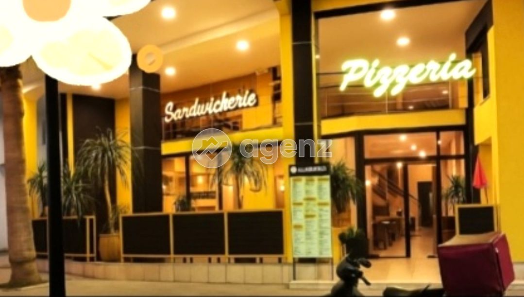 Restaurant avec murs commerciaux à vendre – Avenue des FAR Agadir – Emplacement d’angle stratégique — 2
