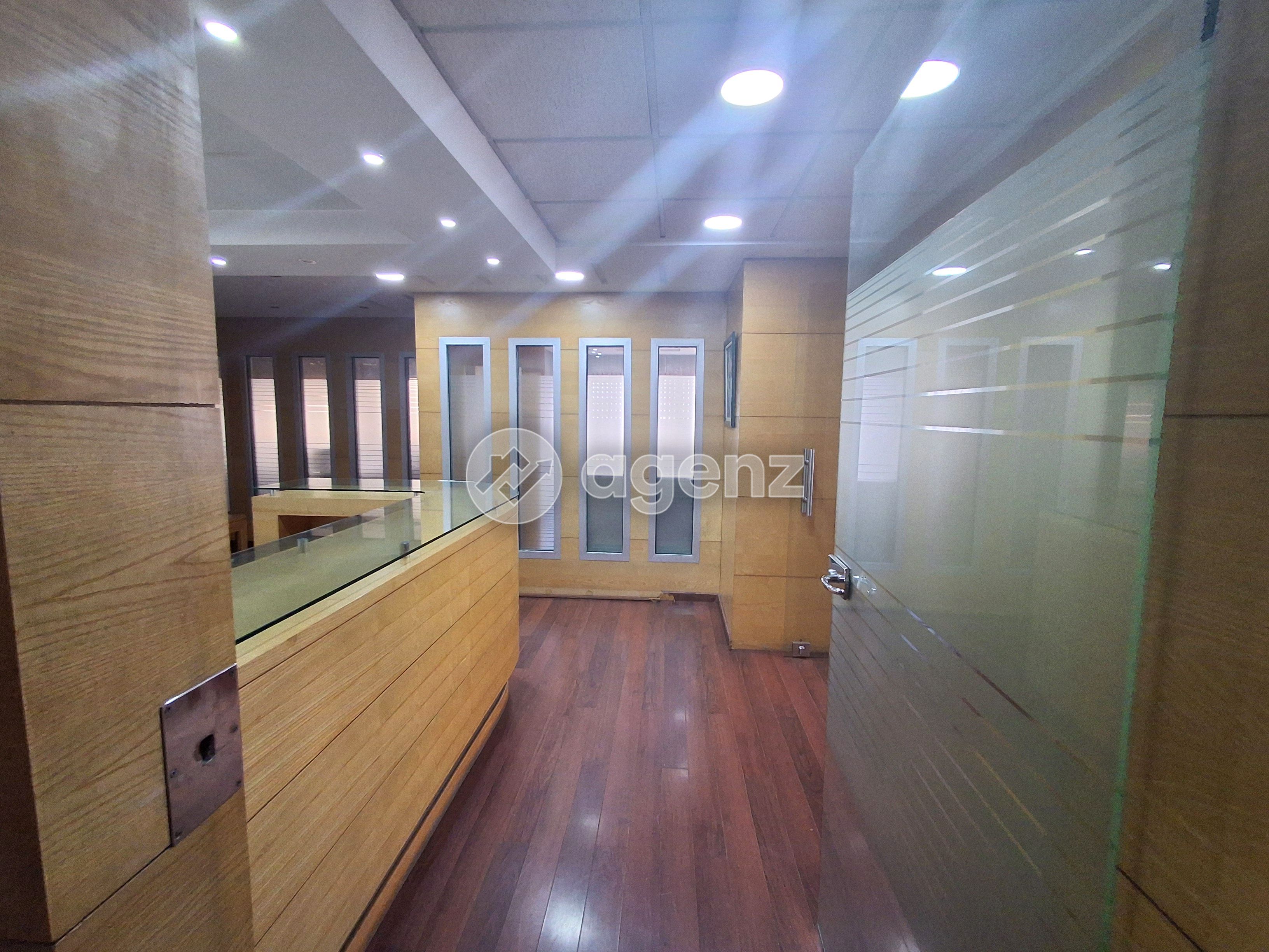 Bureau duplex - Cadre de travail agréable — 4