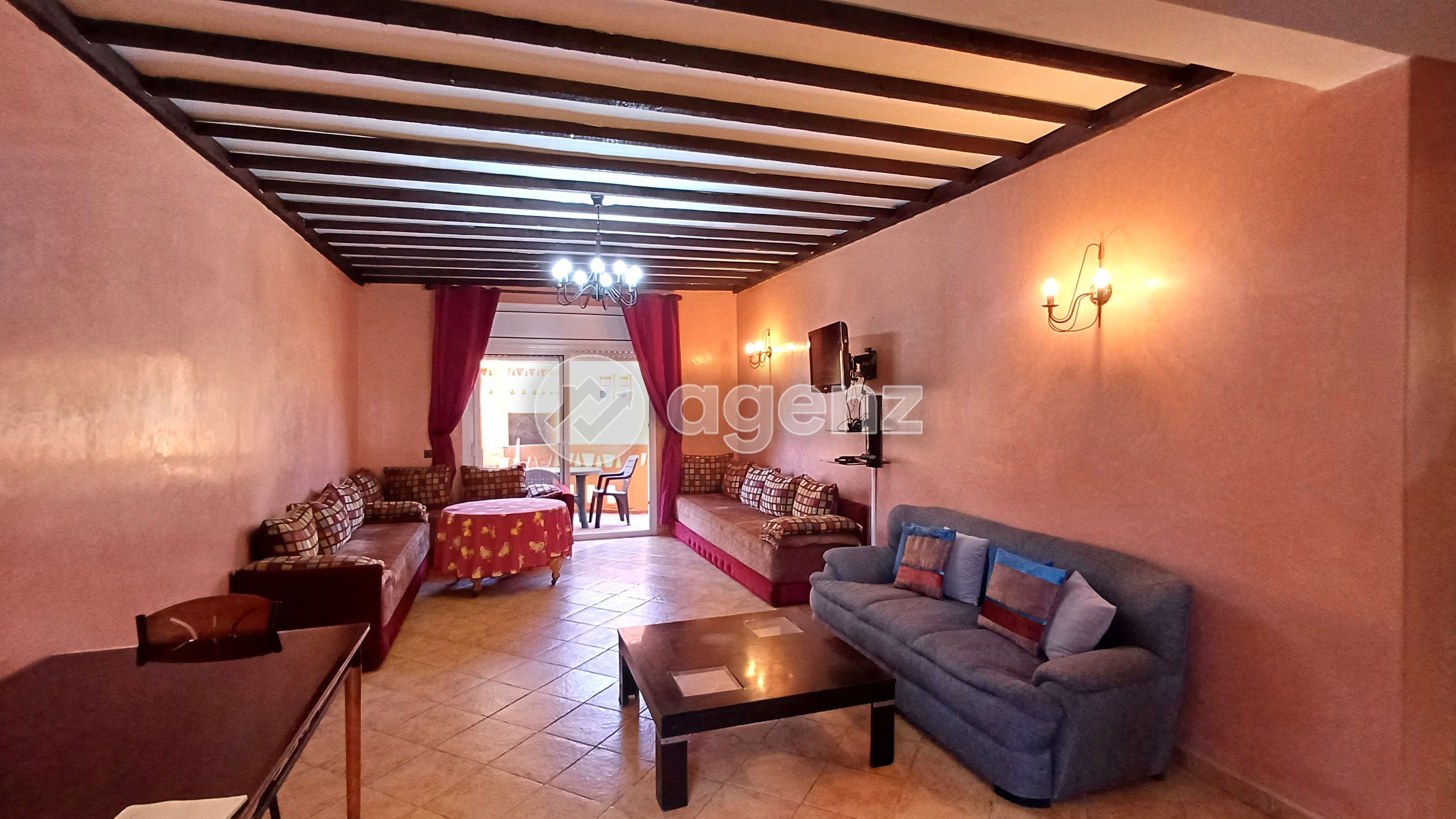 Authentique appartement de 2 chambres à Plage Les Palmiers — 2
