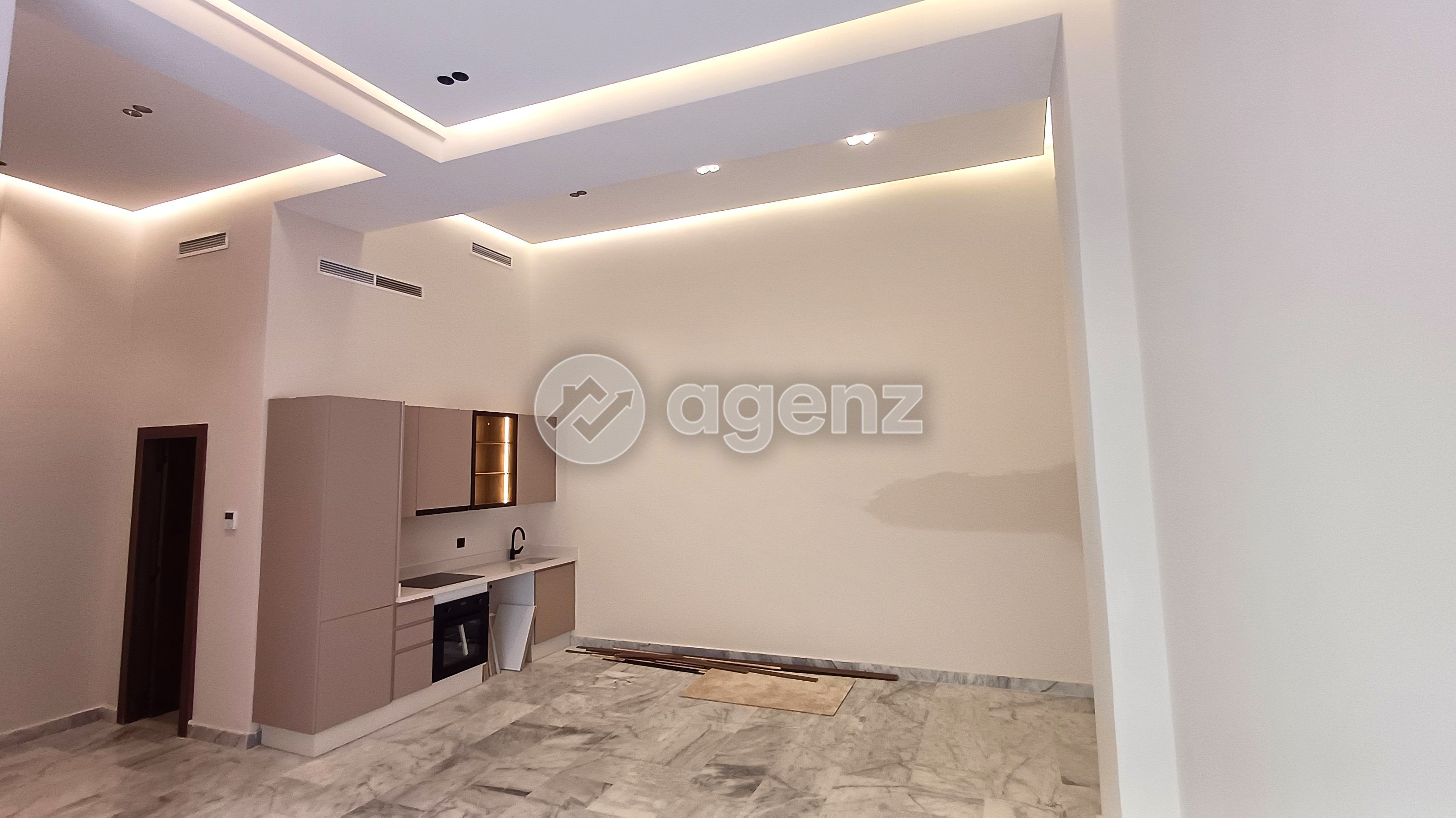 Appartement à vendre à Hermitage — 4