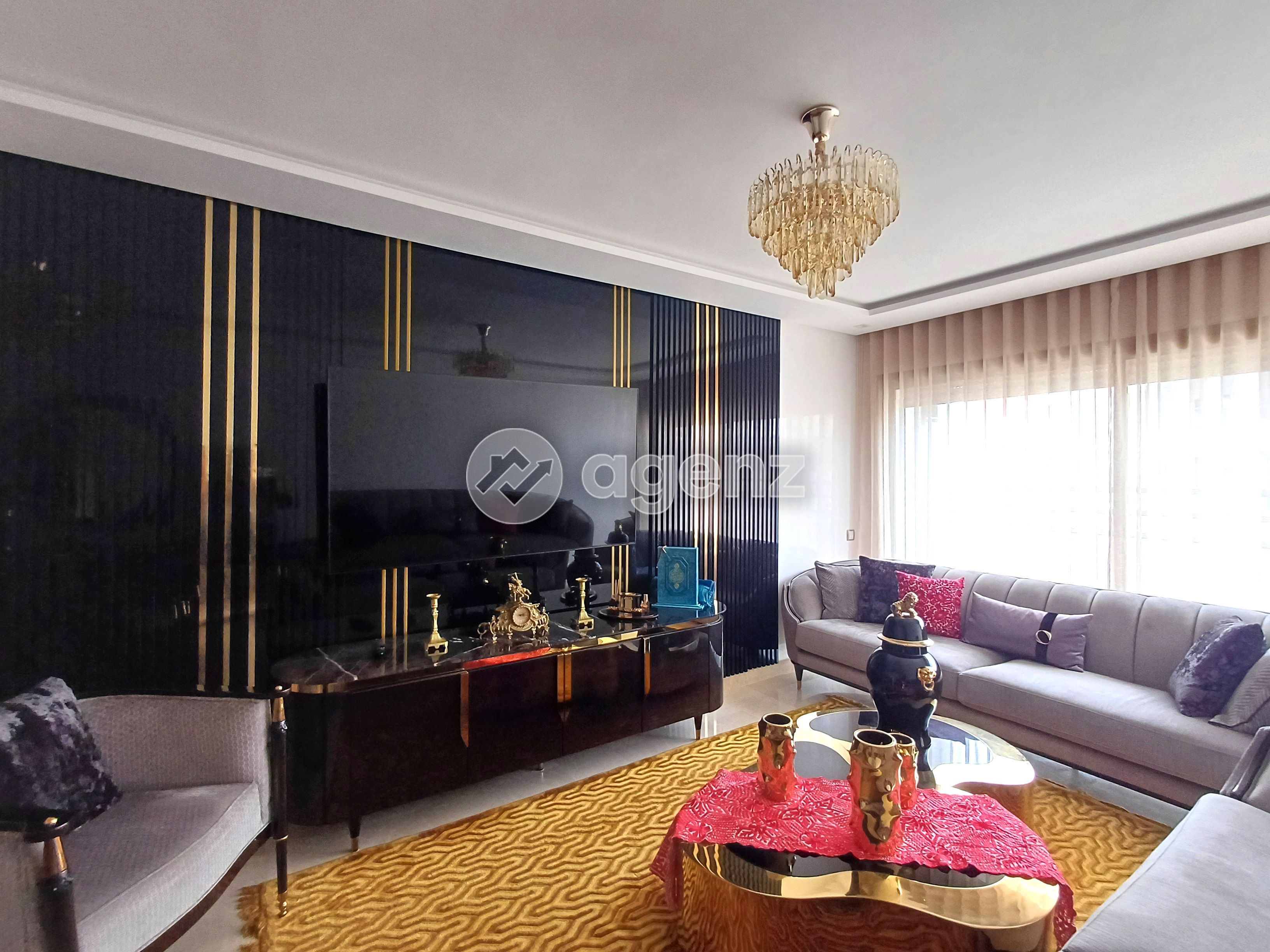 Appartement à vendre à Maârif — 4