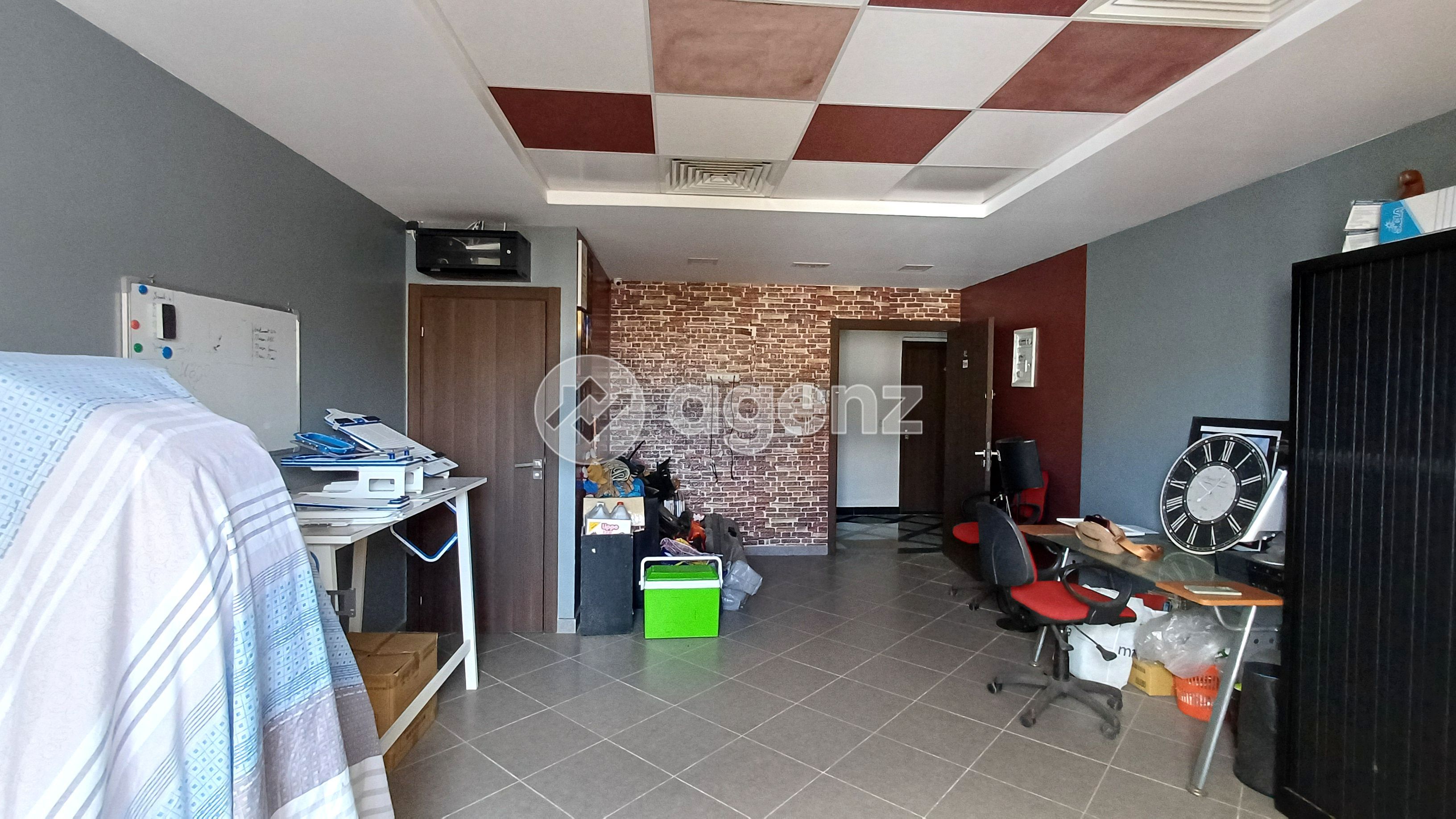 Bureau de 30 m² à Dar Bouazza — 5