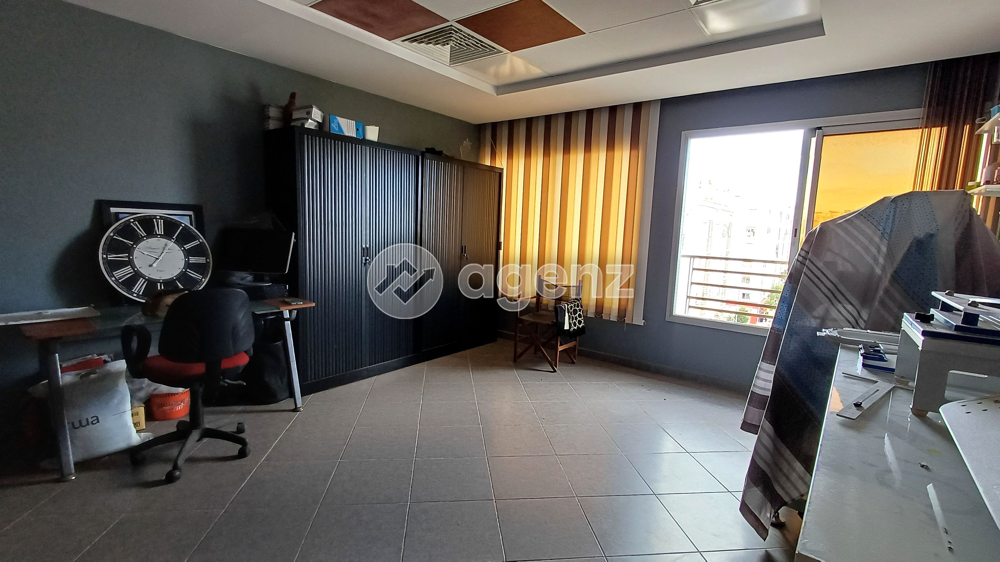 Bureau de 30 m² à Dar Bouazza