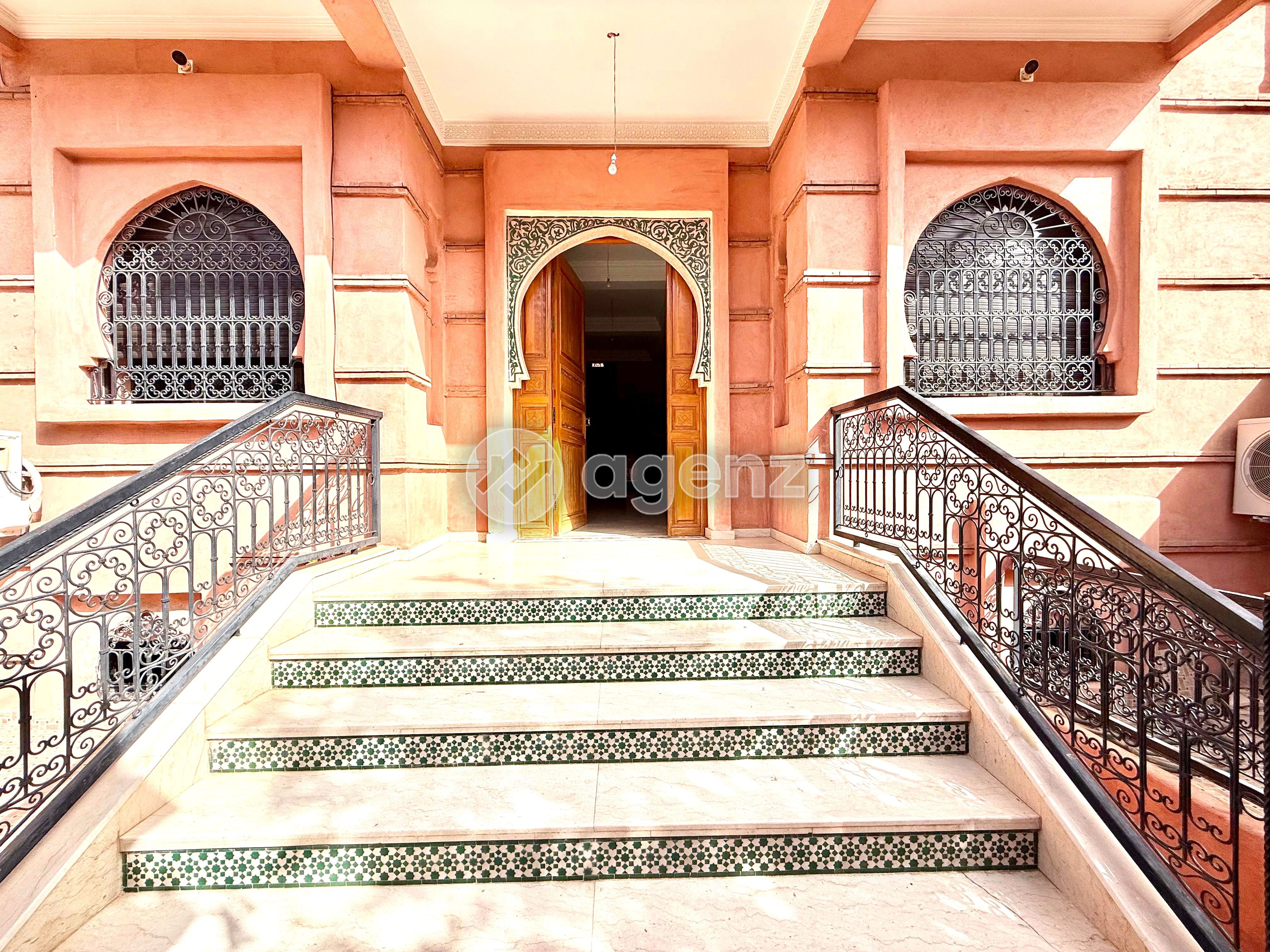 Villa à vendre à Route de Casablanca