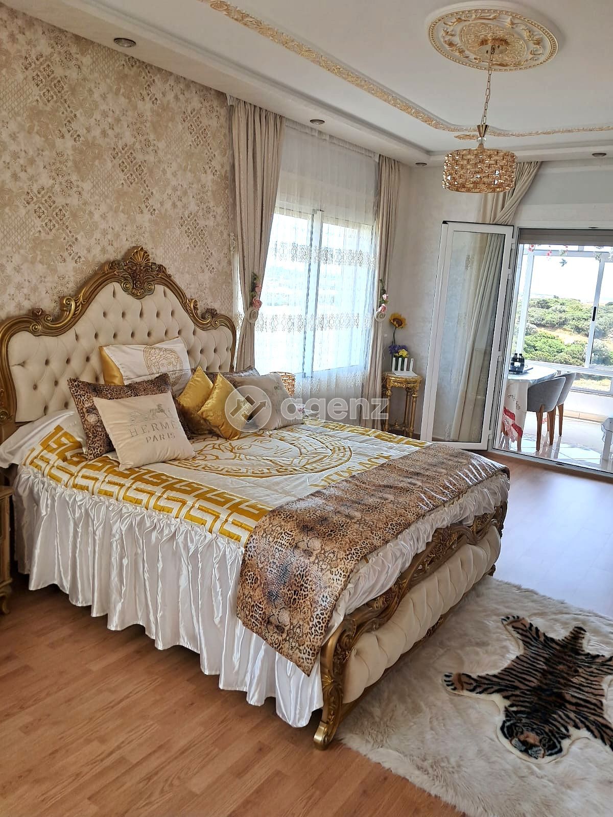 Villa meublée à Al-Shuqqar – 263 m² – 3 façades — 4