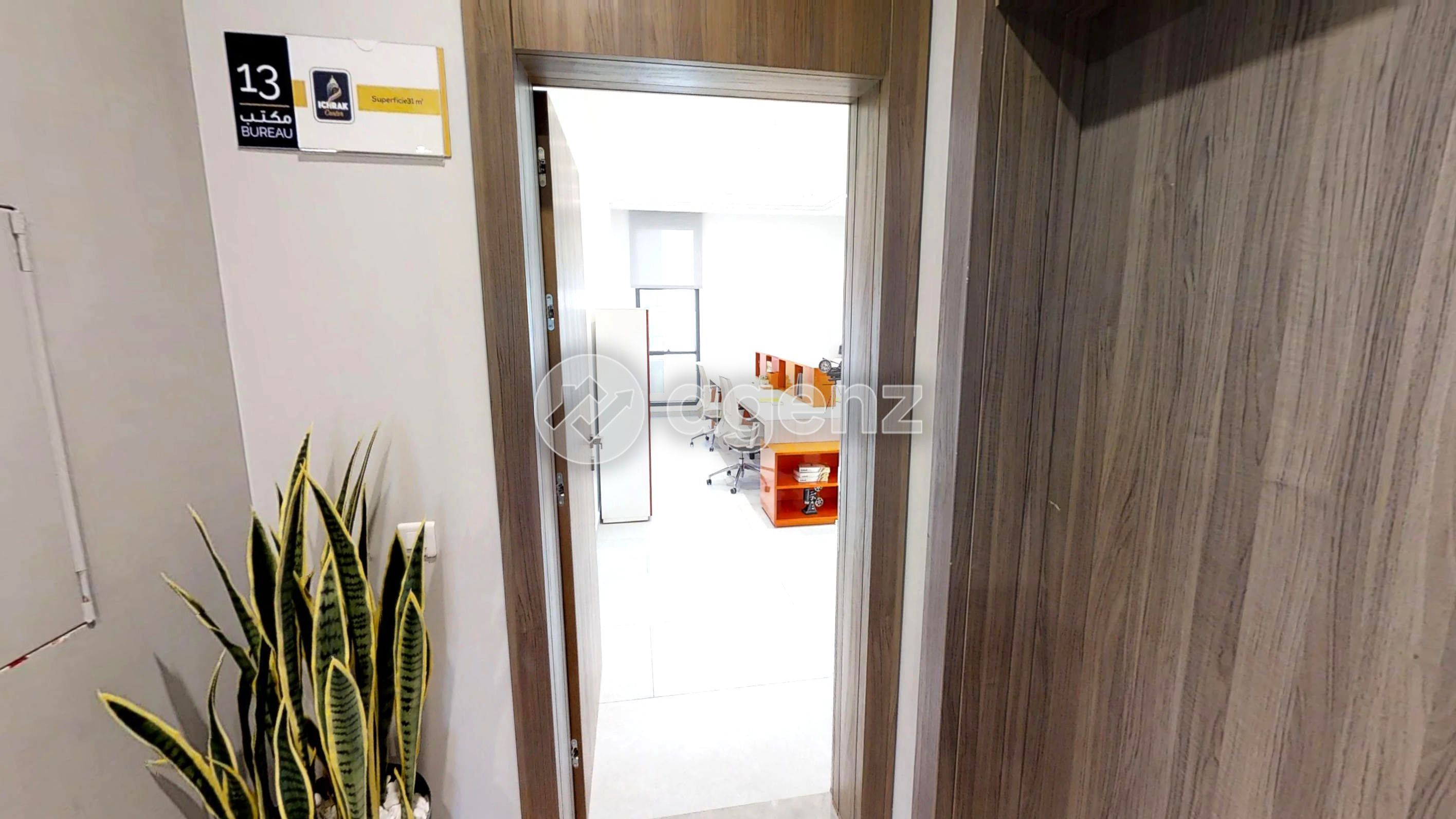 Plateau Bureau à 2min du quartier Almaz — 2