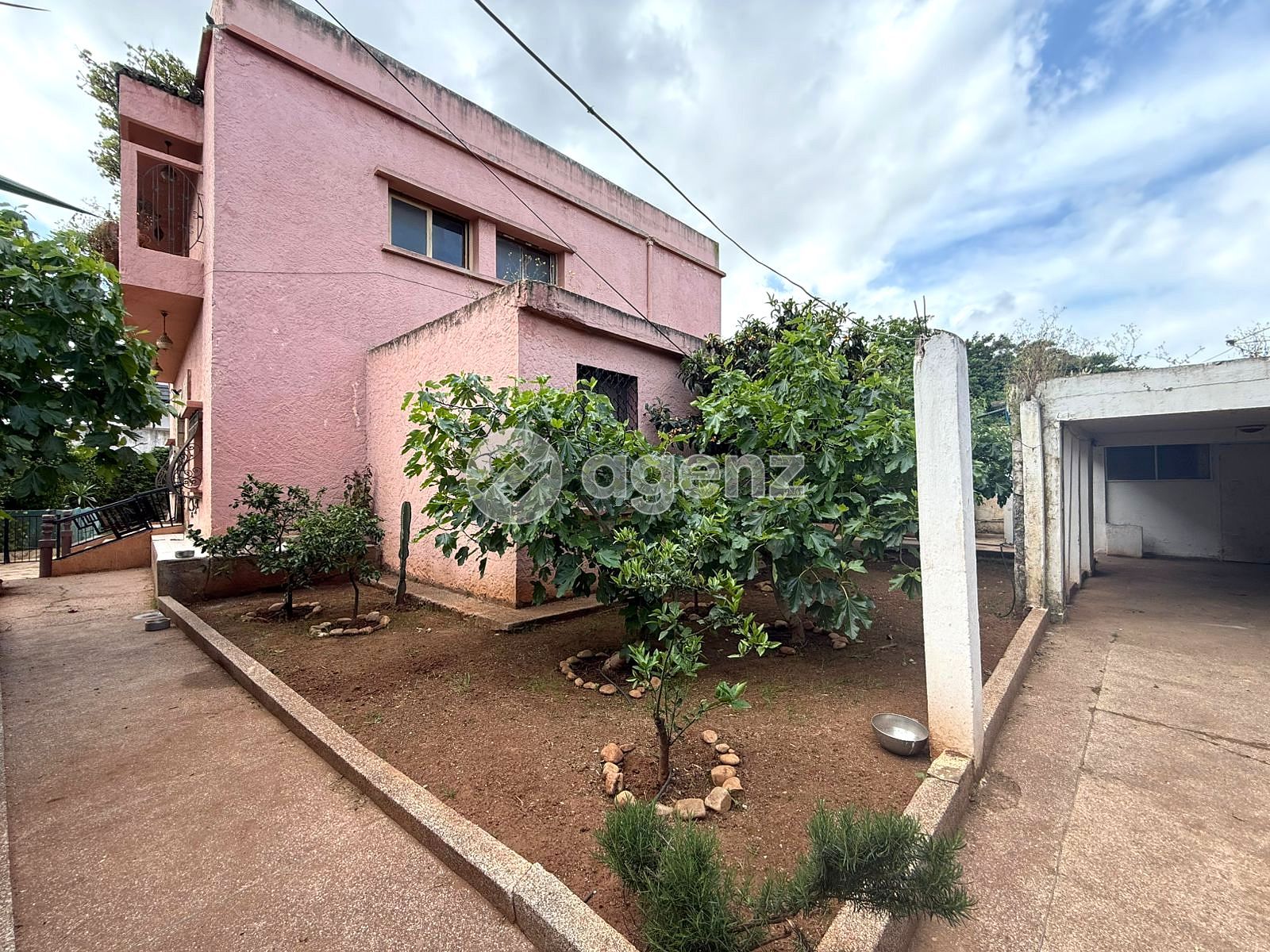 Villa de 704 m² à démolir à Polo - Casablanca