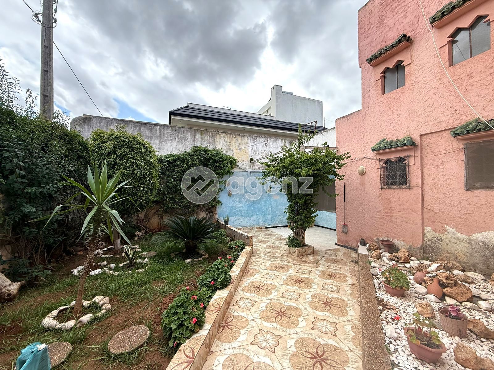 Villa de 704 m² à démolir à Polo - Casablanca — 4