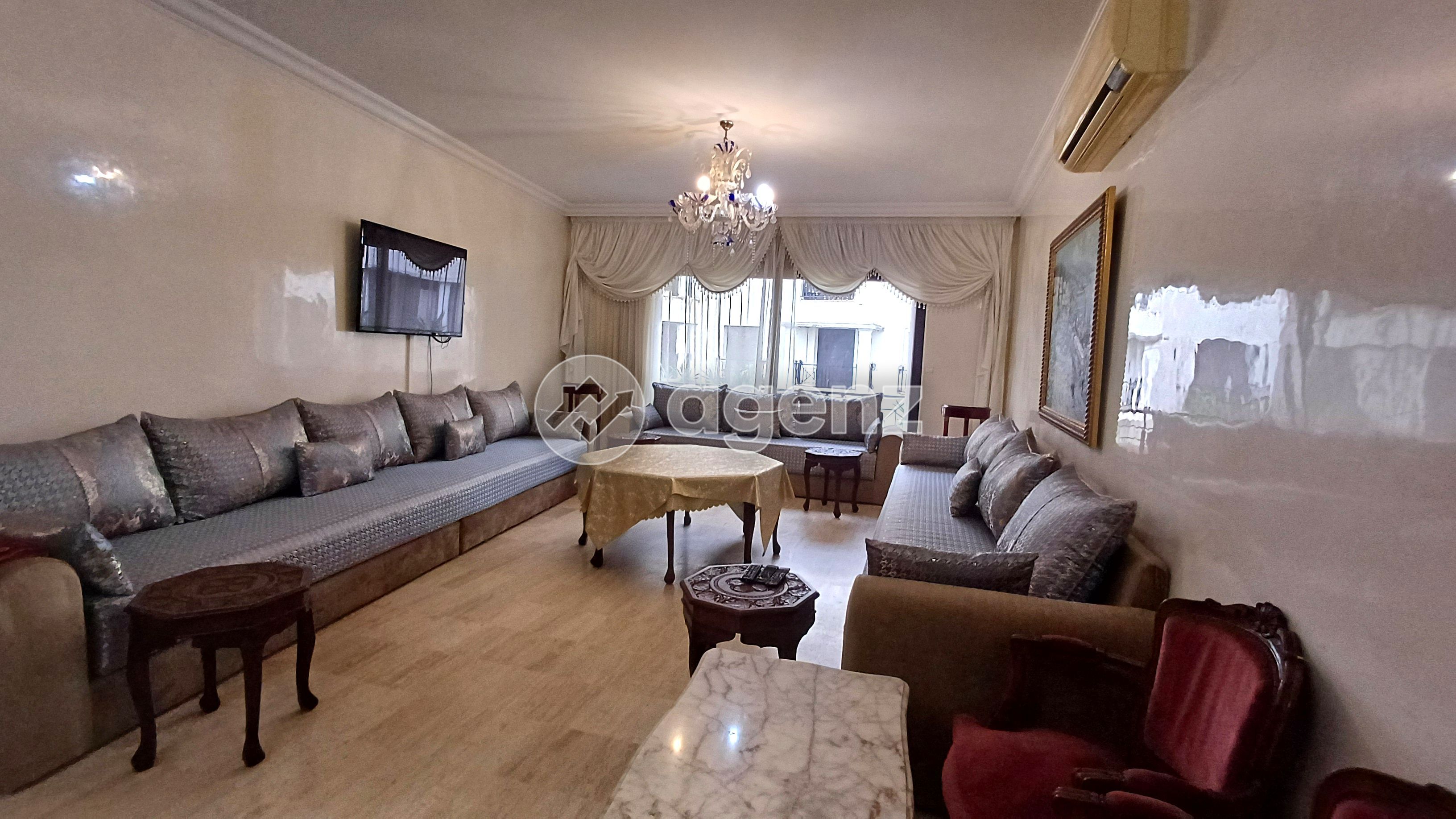 APPARTEMENT À PROXIMITÉ IMMÉDIATE DE LA CORNICHE