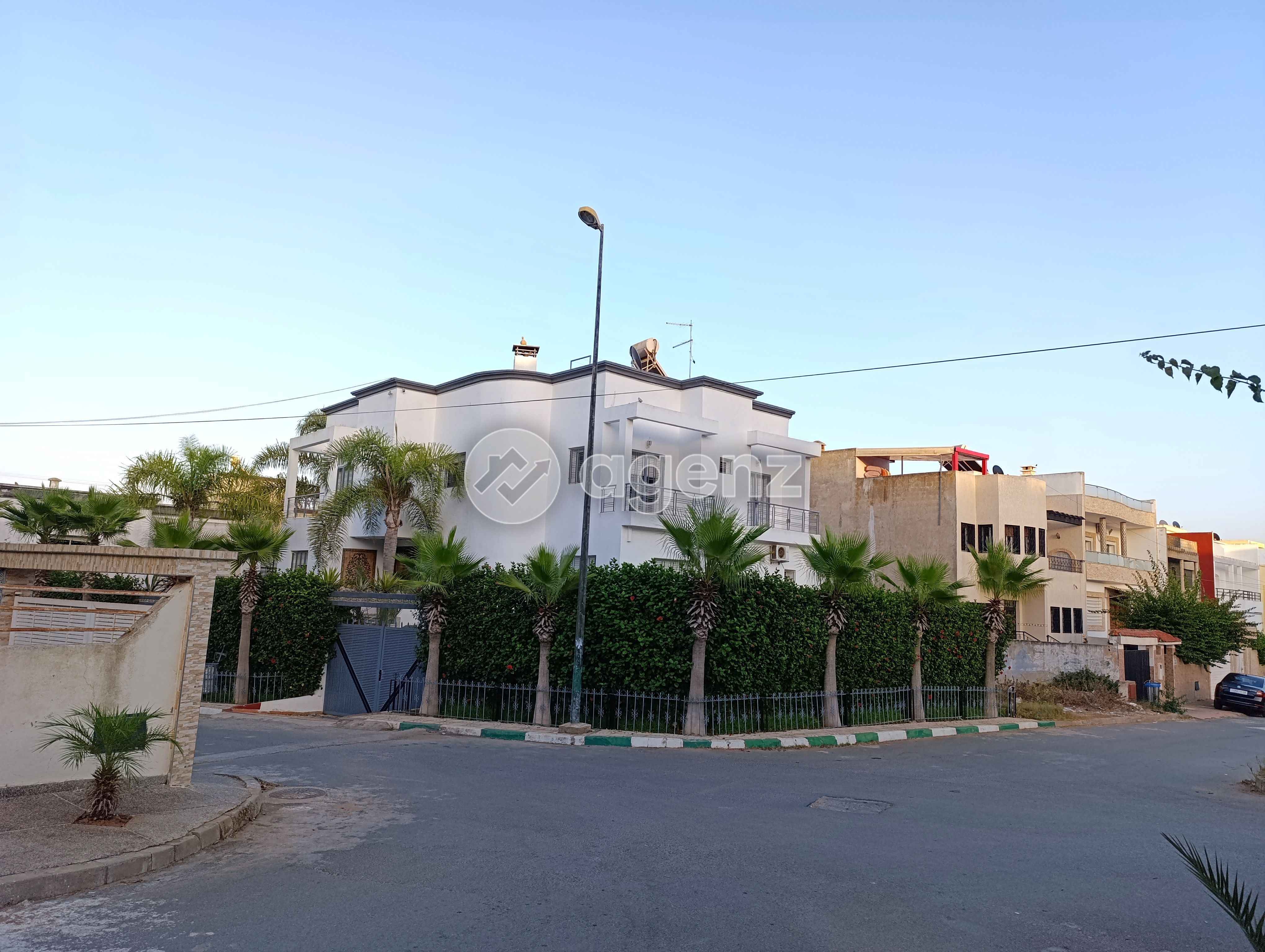 Superbe Villa de 6 chambres à vendre à Kasbah Mehdia