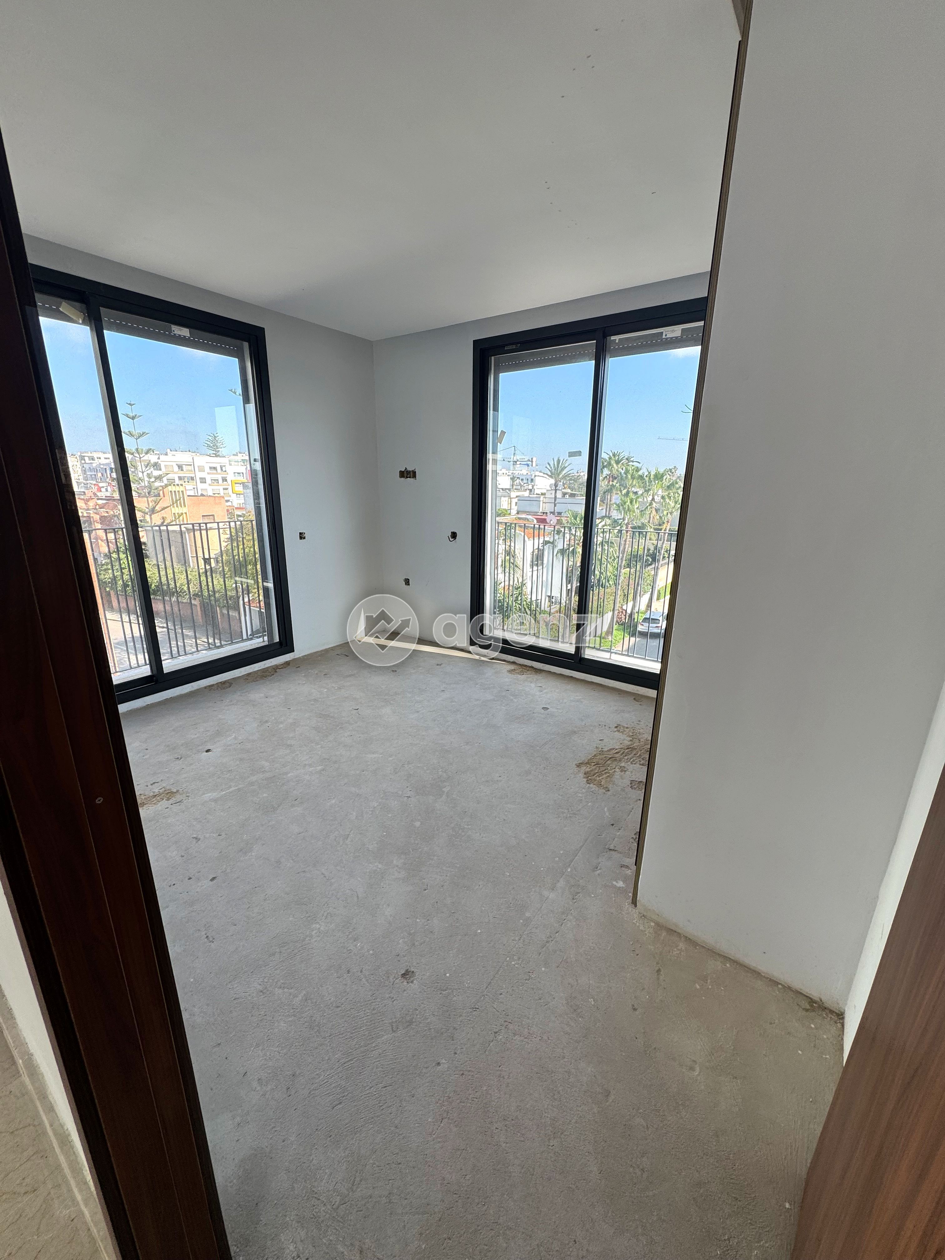 Studio Neuf 48m² Plein Sud + Parking Titré | Riviera Luxury Living — 3