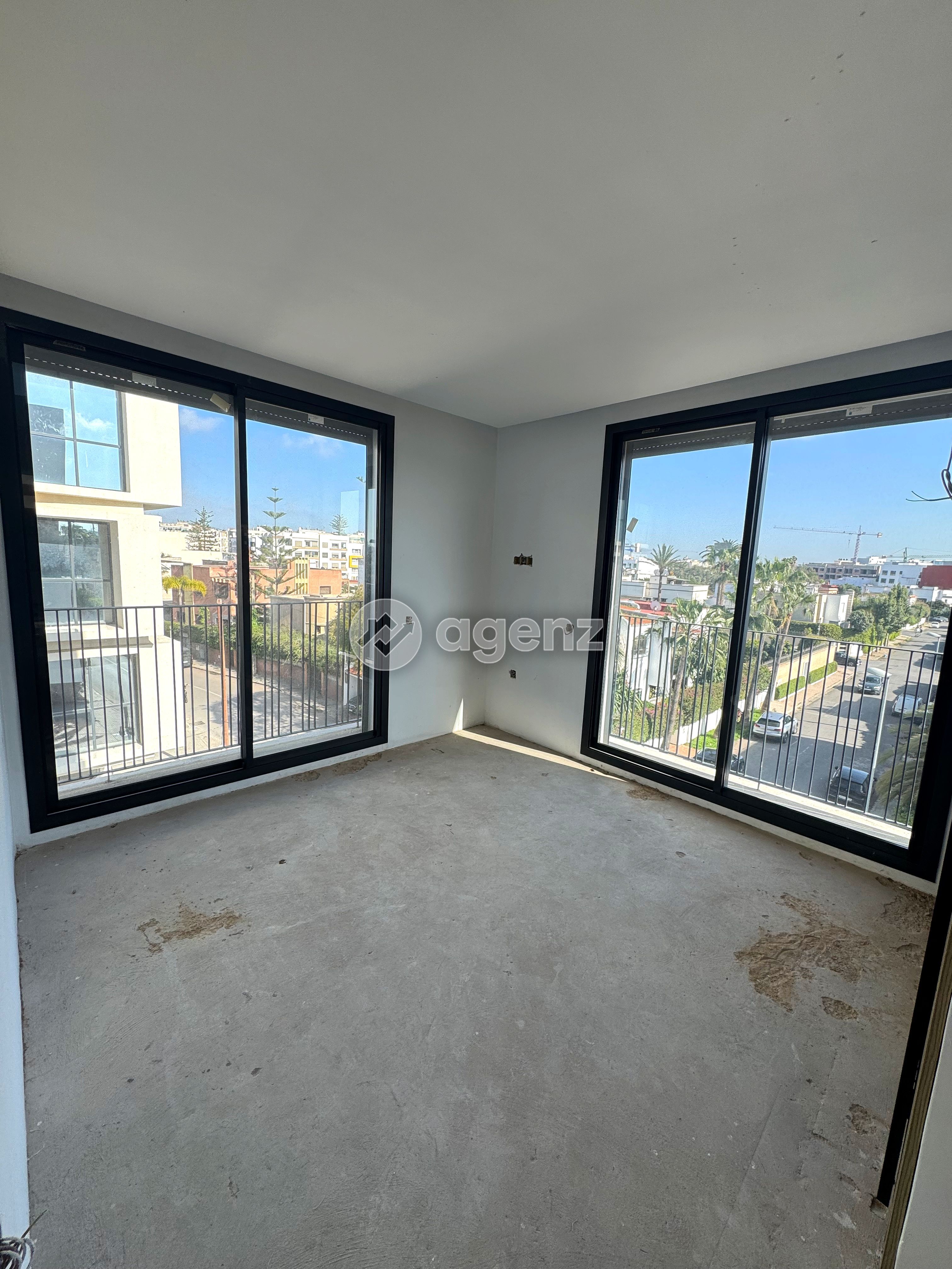 Studio Neuf 48m² Plein Sud + Parking Titré | Riviera Luxury Living