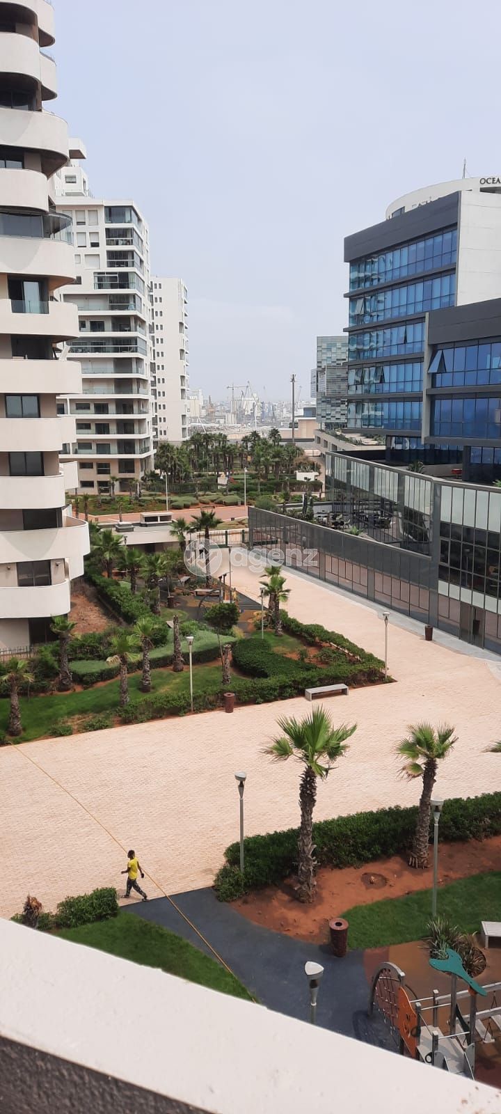 Appartement 270 m² f Autre — 5