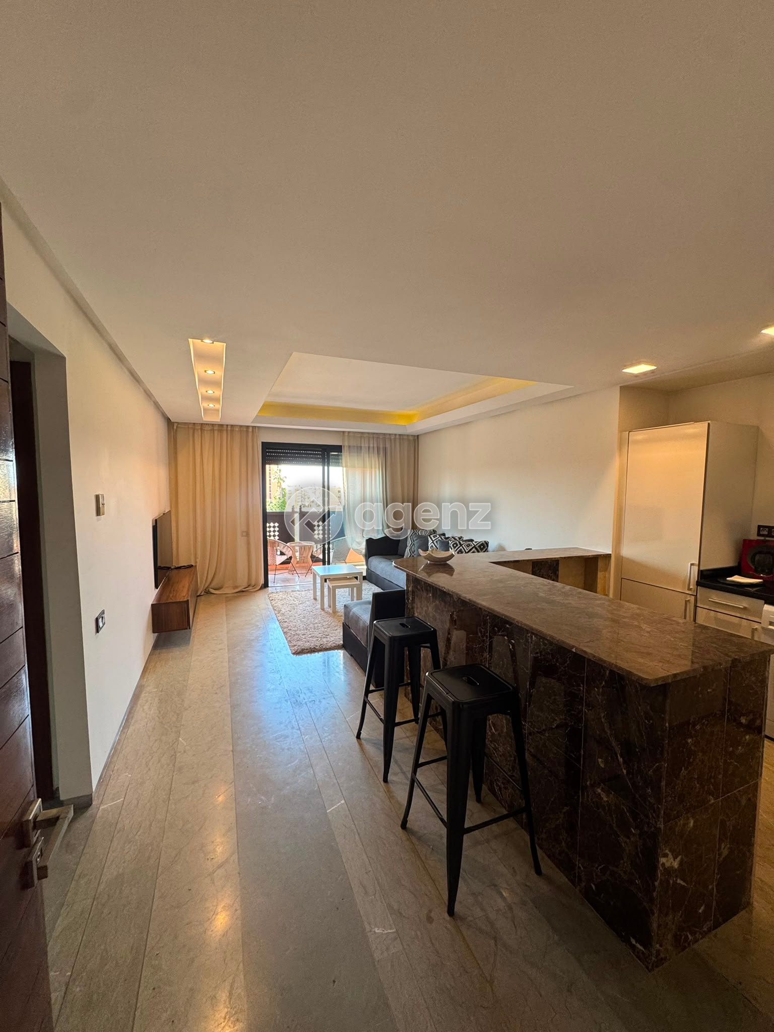 Splendide Appartement de 1 chambre à vendre à Camp Al Ghoul — 2