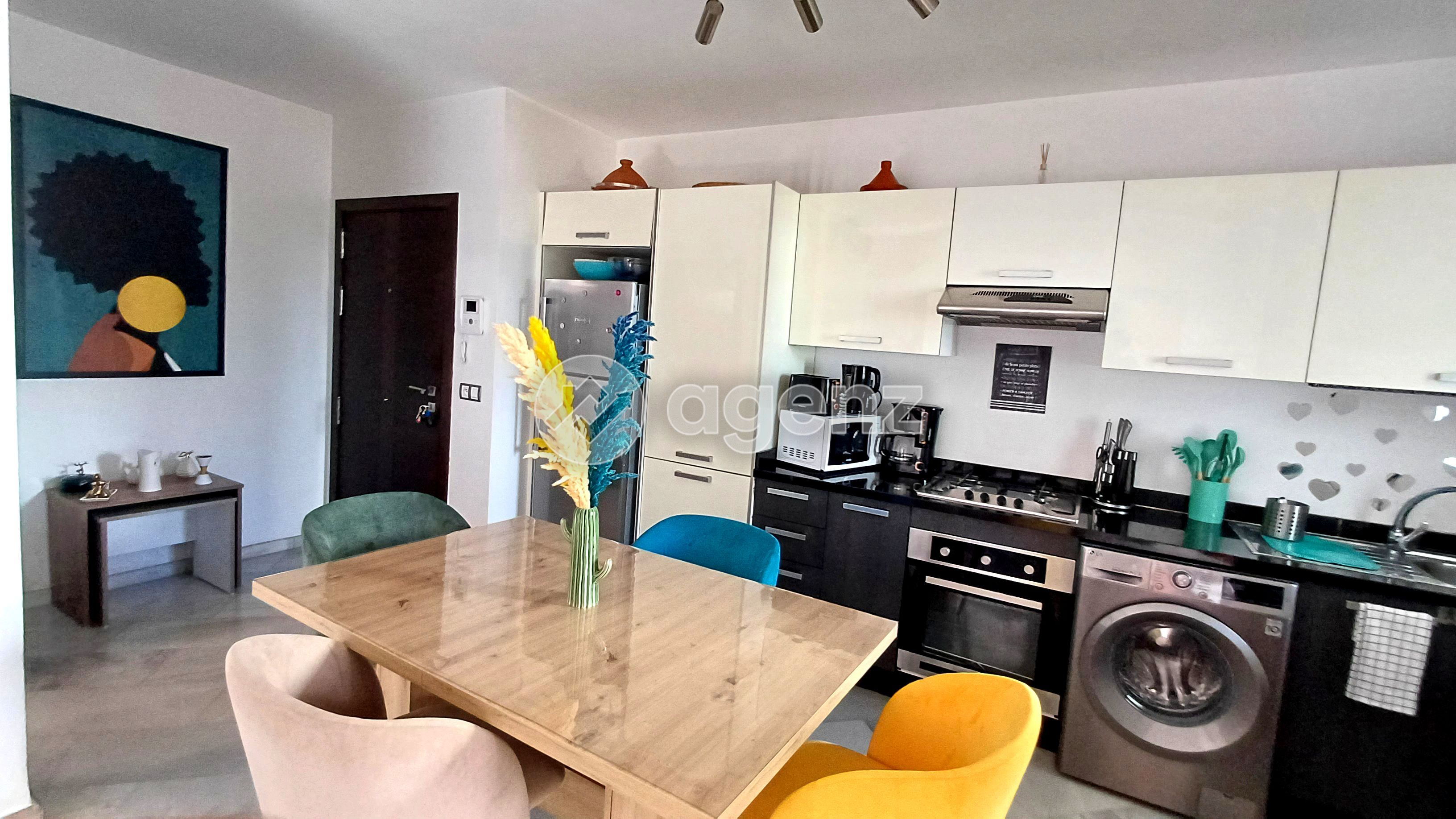 UN STUDIO LUMINEUX À LA SIESTA – INVESTISSEMENT IDÉAL OU PREMIER CHEZ-SOI — 3