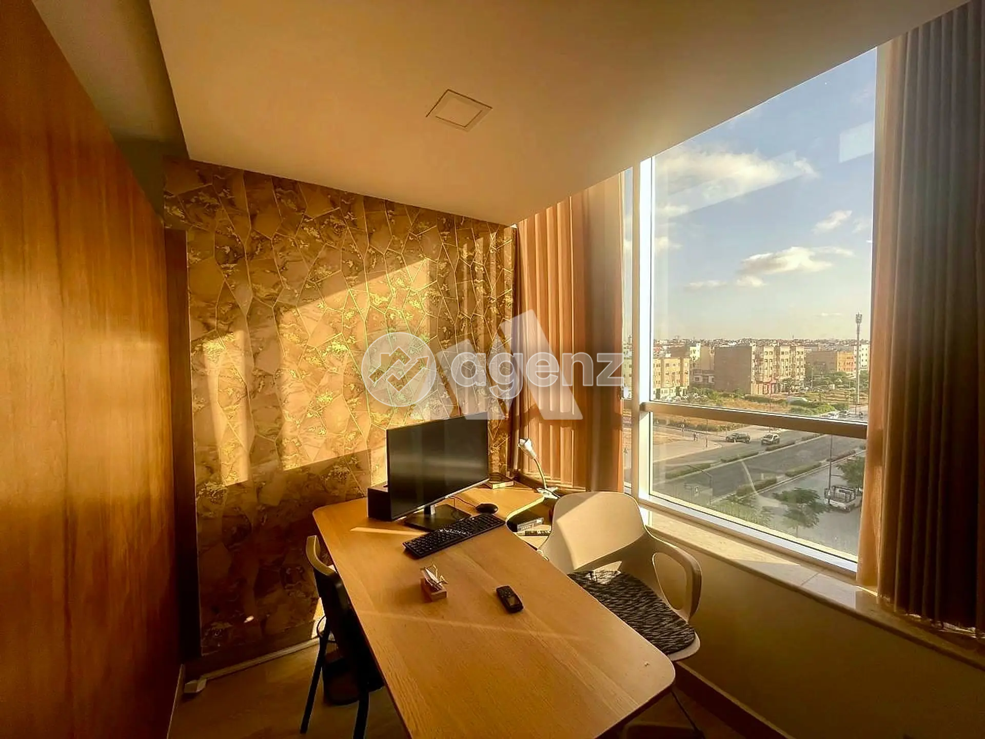 Bureau — Casablanca