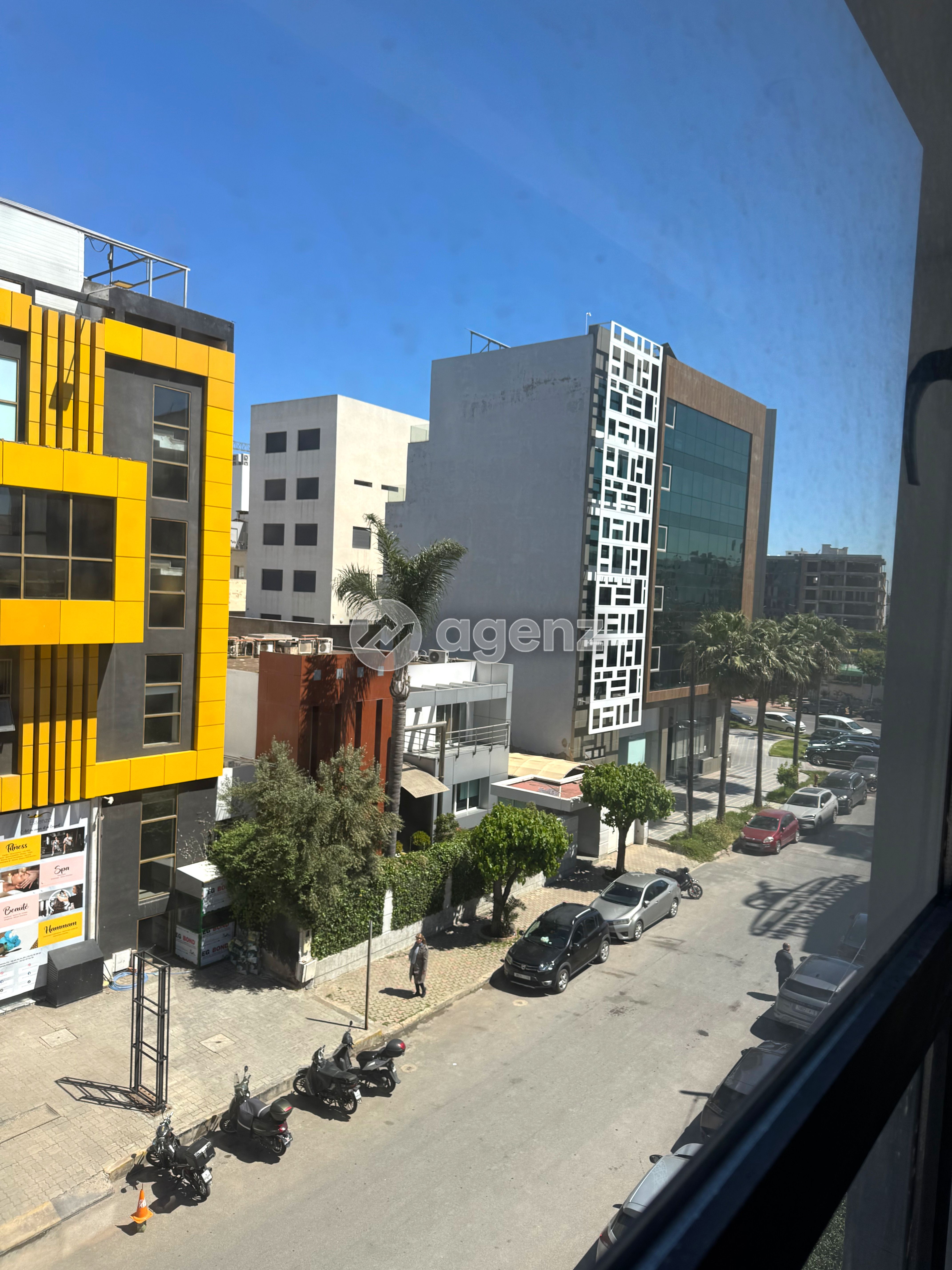 BUREAUX HAUT STANDING À LOUER – OASIS — 3