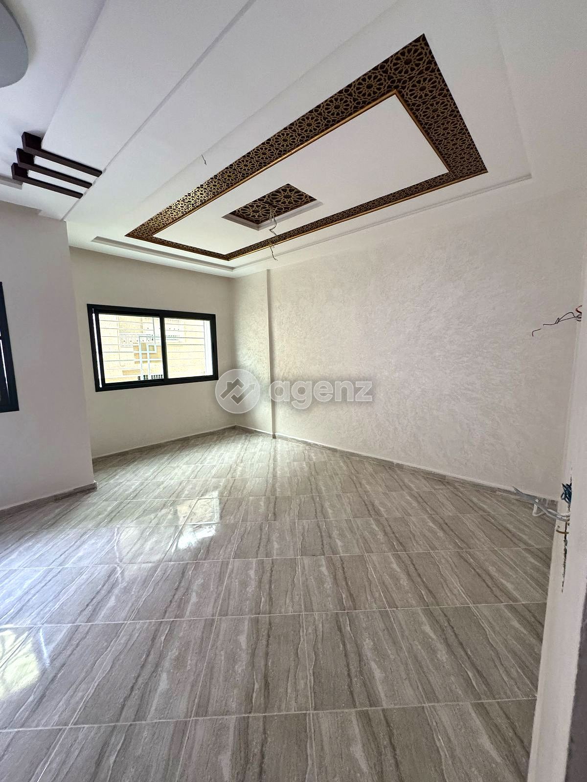 Appartement de 2 chambres à vendre à lot el mountazah 4  Oued Fes