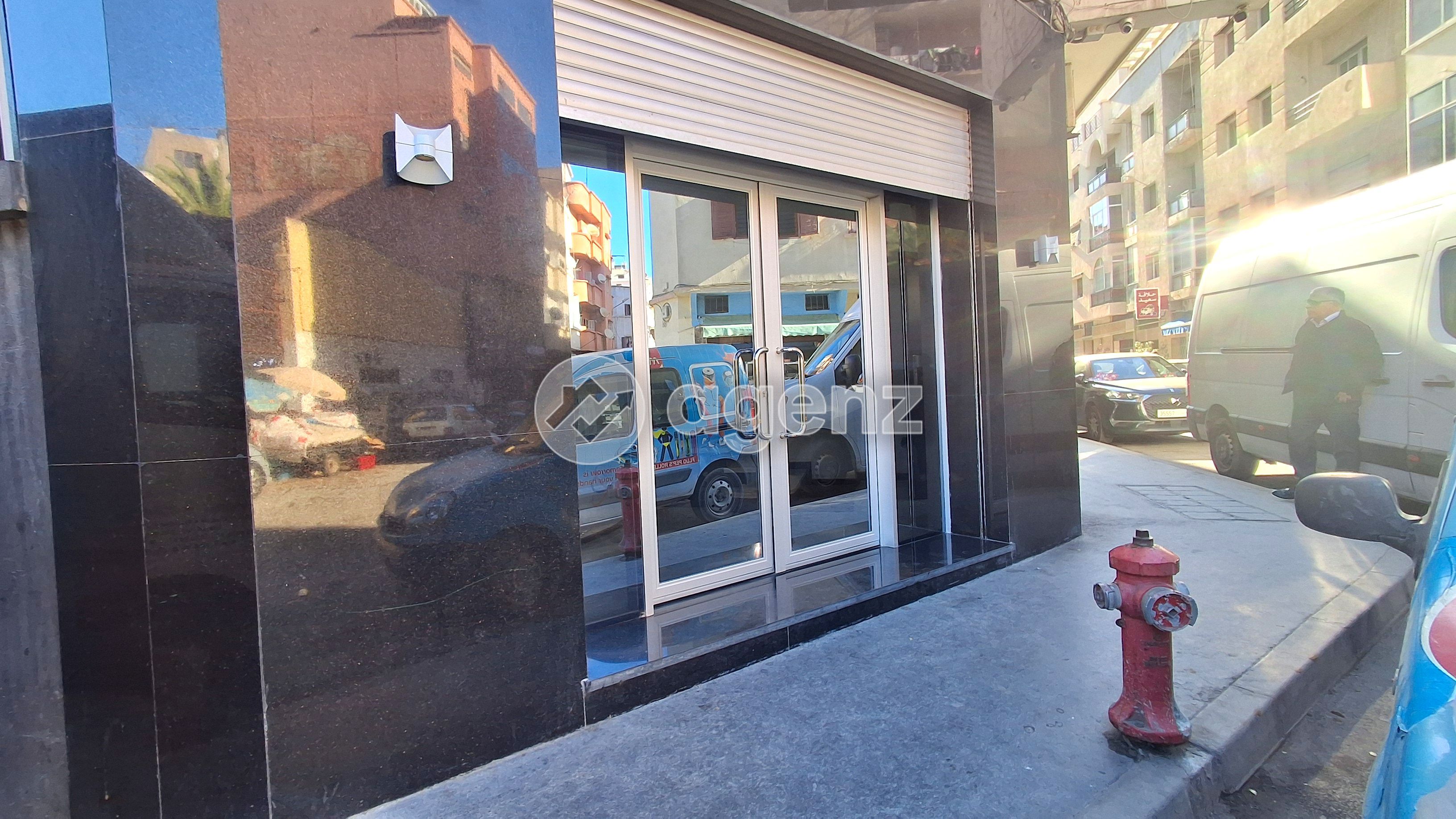 LOCAL COMMERCIAL DE 730 M² À BEAUSÉJOUR — 5