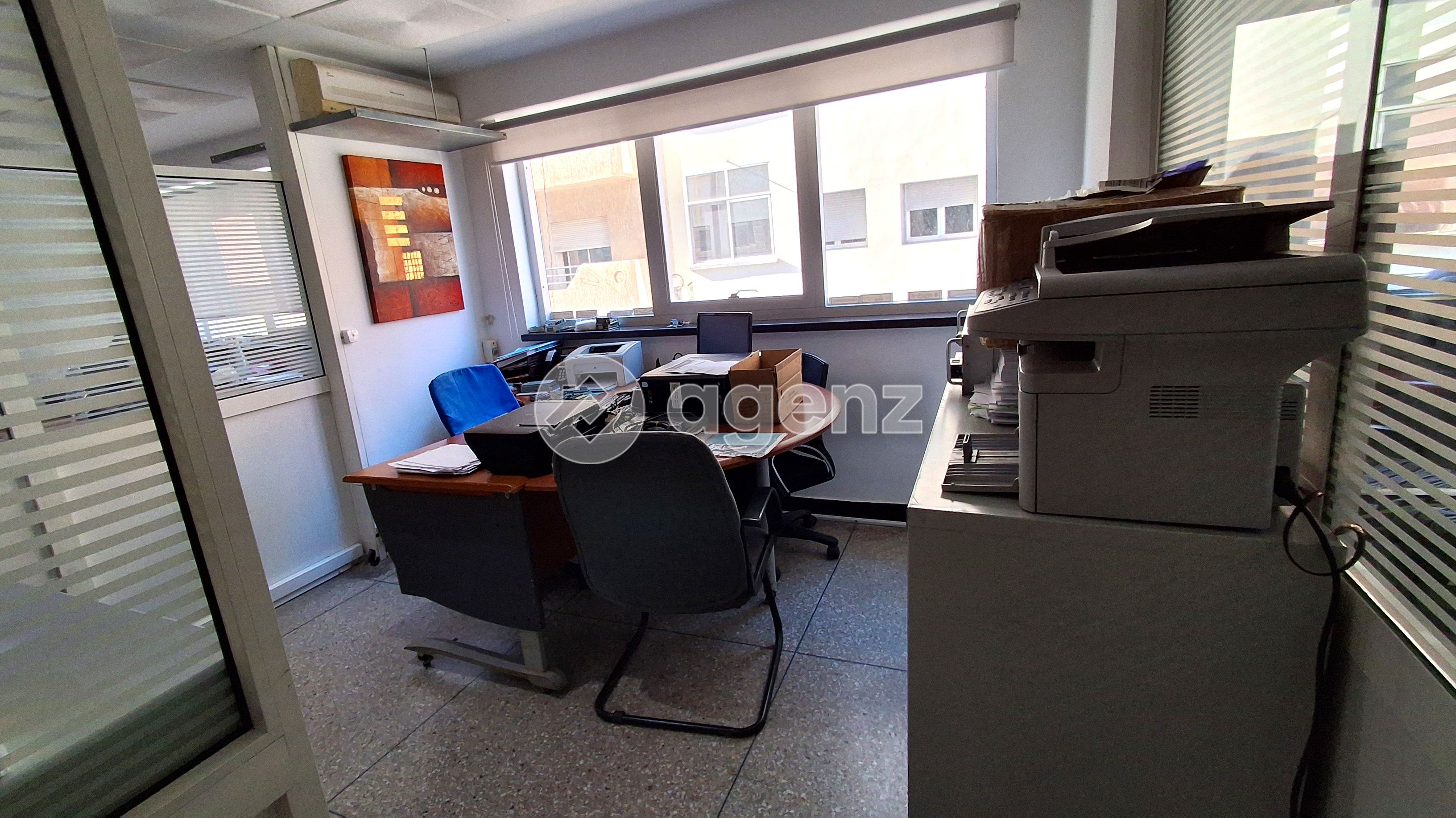 LOCAL COMMERCIAL DE 730 M² À BEAUSÉJOUR — 2