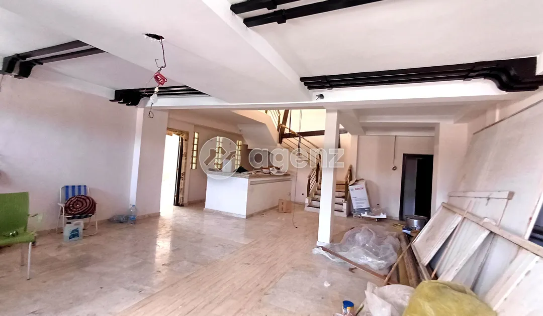 Commerce à vendre 2 900 000 dh 155 m² - Ouled Heriz Benslimane