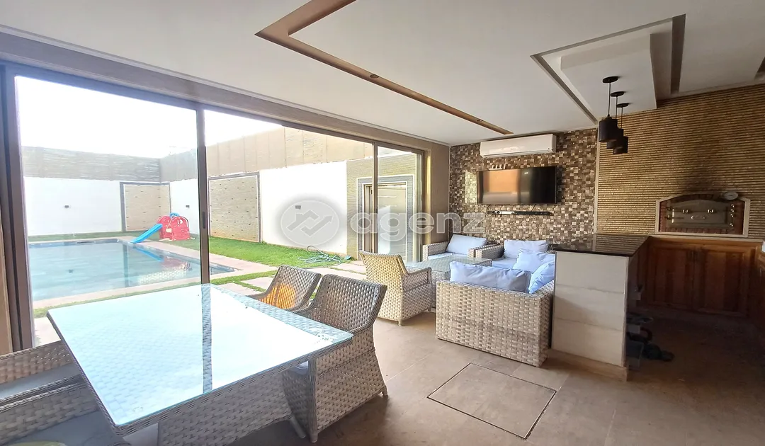 Villa à vendre 7 500 000 dh 700 m², 6 chambres - Targa Marrakech