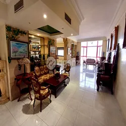 Appartement à vendre 300 m², 4 chambres - El Menzeh -MEK-ME-1035