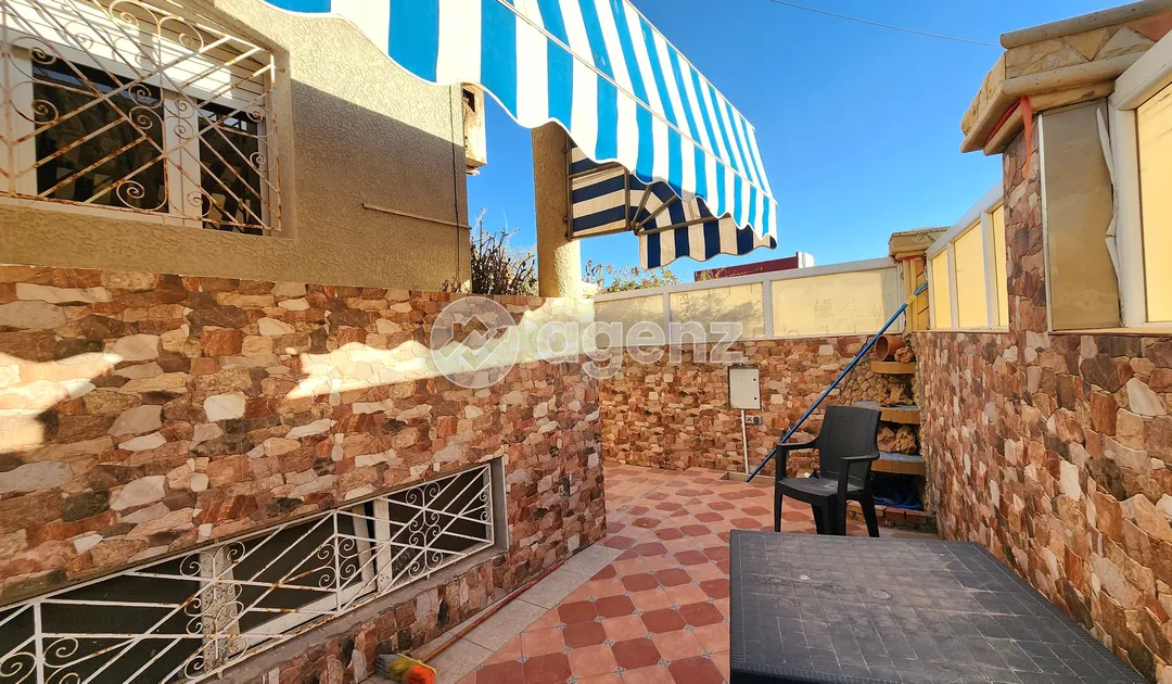 Villa à vendre 8 200 000 dh 300 m², 5 chambres - Founti Agadir