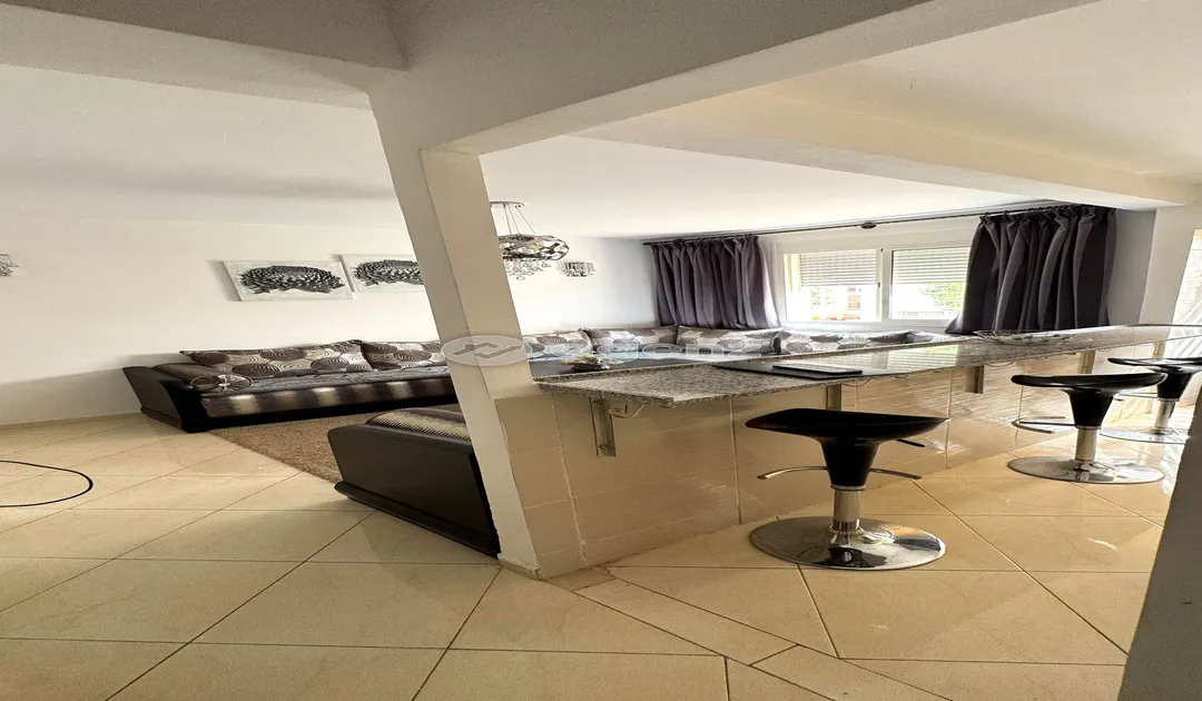 Home Staging First Image