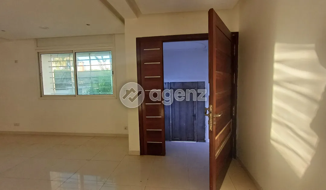 Villa à vendre 4 100 000 dh 178 m², 3 chambres - El Youssoufia Rabat