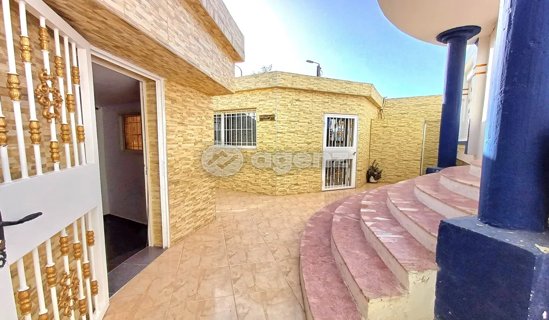 Villa à vendre 5 500 000 dh 520 m², 6 chambres - El khyam Agadir