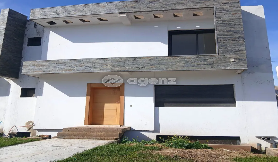 Terrain à vendre 2 056 000 dh 257 m² - Salé El Jadiia Salé