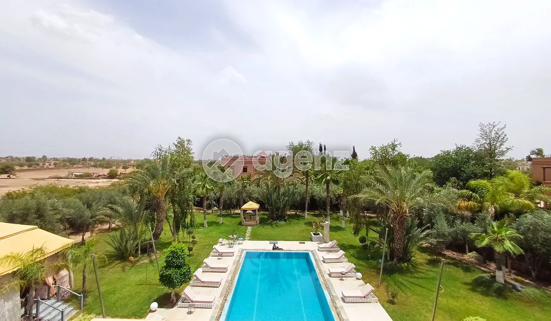 Villa à vendre 19 000 000 dh 4 500 m², 7 chambres - Route de Fès Marrakech