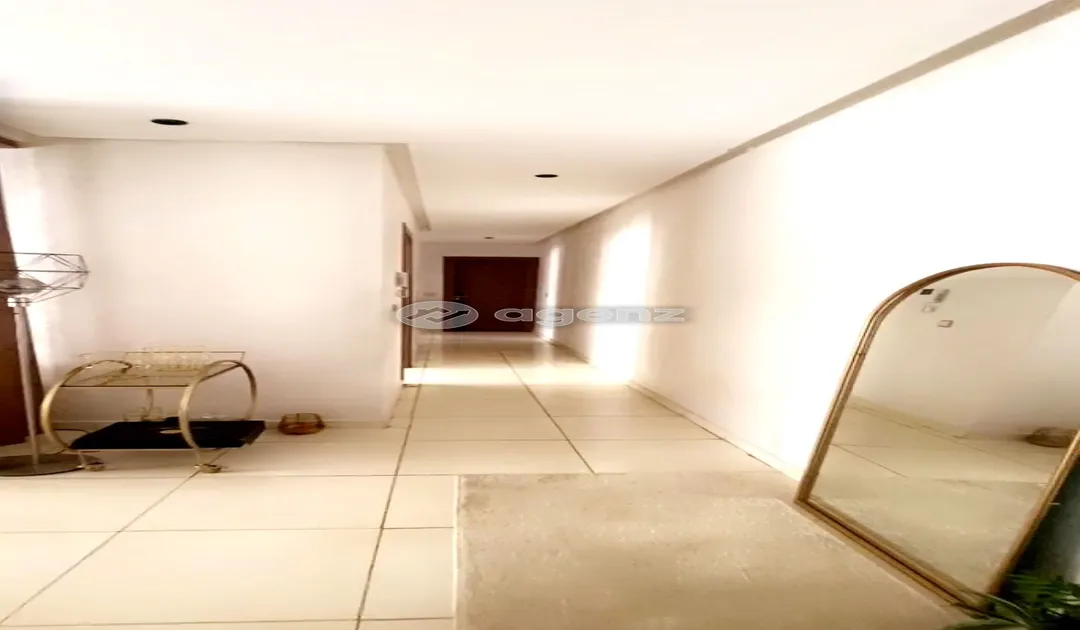 Appartement à vendre 900 000 dh 80 m², 2 chambres - Salé El Jadiia Salé